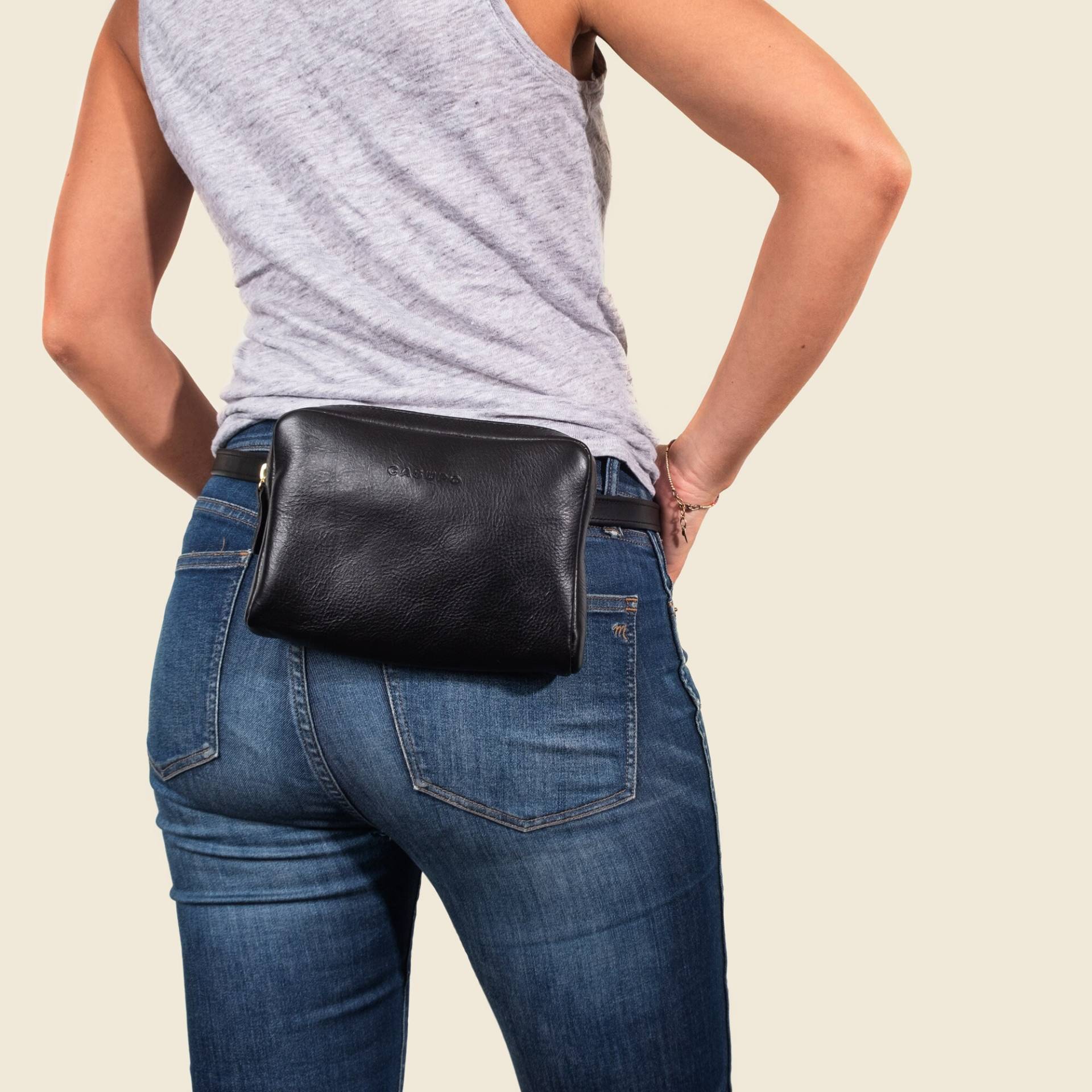 Damen Bauchtasche. Schwarze Leder Hüfttasche Für Frau. Gürteltasche Mamas. Partys. Umhängetasche. Muttertagsgeschenk von CASUPOleather