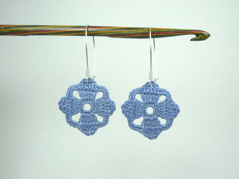 Boho Ohrringe. Hartriegel Blume Gehäkelte Lange Ohrringe Boho Ohrringe. Hartriegel Blume Gehäkelte Lange Ohrringe von CASwan