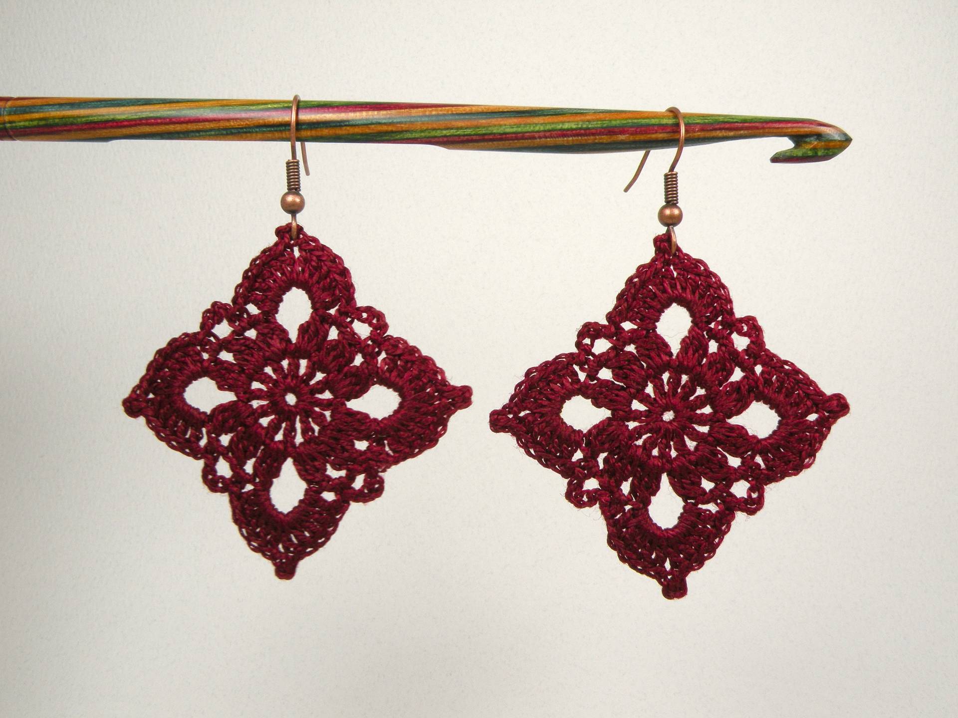 Boho Ohrringe. Spitze Diamant Häkeln Statement Ohrringe Boho Ohrringe. Spitze Diamant Häkeln Statement Ohrringe von CASwan