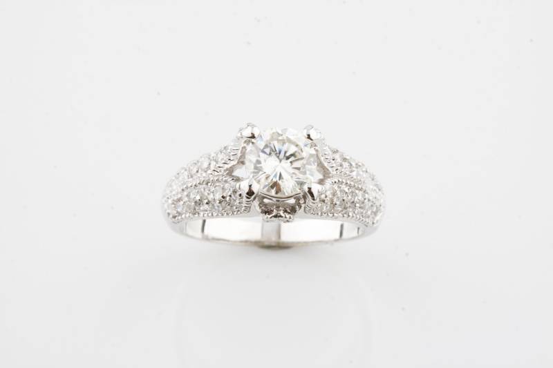 1.00 Karat Runder Brillant Diamant 18K Weißgold Verlobungsring Größe 6.5 von CCJStore