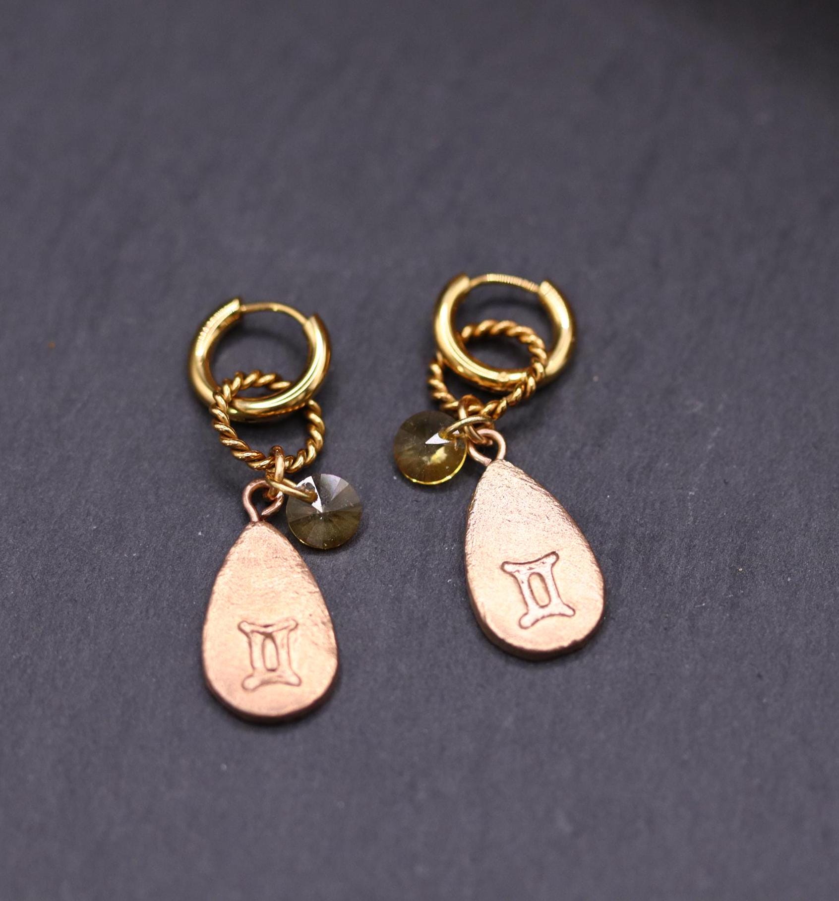 Zwilling Sternzeichen Ohrringe Golden, Handgefertigter Schmuck von CCharmedCCreations