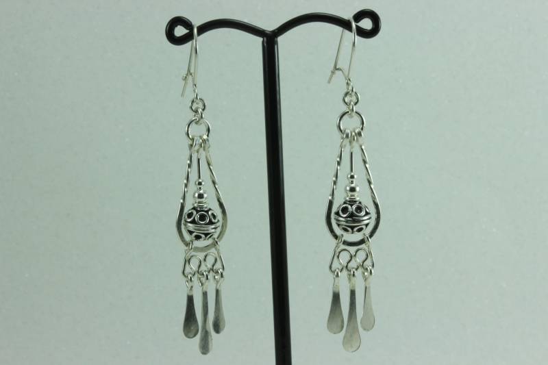 Boho Damen Silberohrring, Gehämmerter Silberdraht Ohrring Anhänger, Ethno Silber Perlenohrring, Leichter Handgemachter von CDbijoux