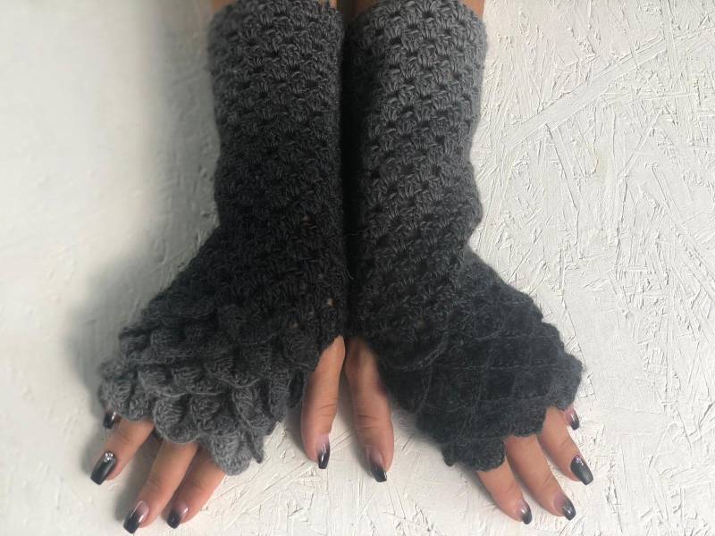 Drachen Skala Fingerlose Handschuhe Frauen Lange Armwärmer Schwarz Zubehör Winter Krokodil Stich Winterhandschuhe von CELINICRAFTS