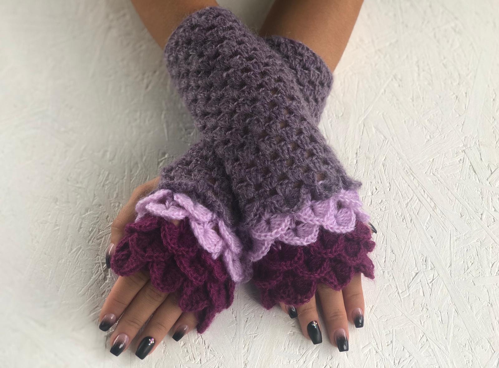 Drachenschuppe Armstulpen, Gehäkelte Handschuhe, Mohair Geschenk Winter Accessoire, Frau Accessoire von CELINICRAFTS