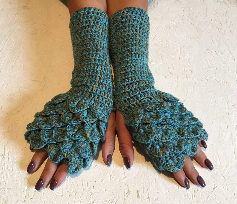 Drachenschuppe Fingerlose Gehäkelte Handschuhe Frauen Häkeln Damen Armstulpen Geschenk Accessoire von CELINICRAFTS