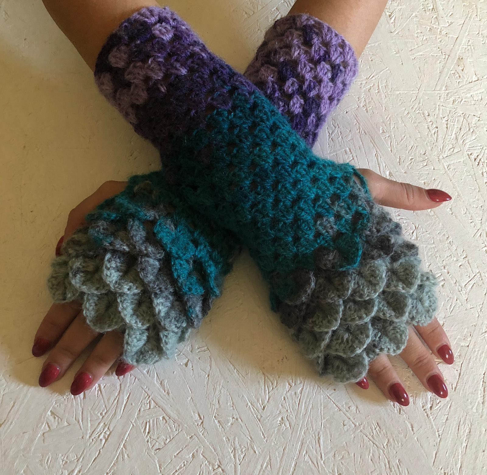 Fingerlose Handschuhe, Neu Gehäkelte Armstulpen Mit Drachenschuppen. Häkelhandschuhe. Damenhandschuhe. Drachenschuppen von CELINICRAFTS