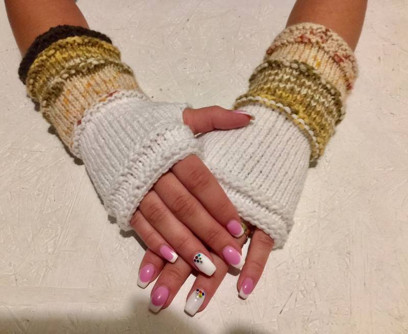 Fingerlose Handschuhe Strick Armstulpen Lange Boho Handstulpen Frauen Handgelenk Bunte Versandfertig von CELINICRAFTS