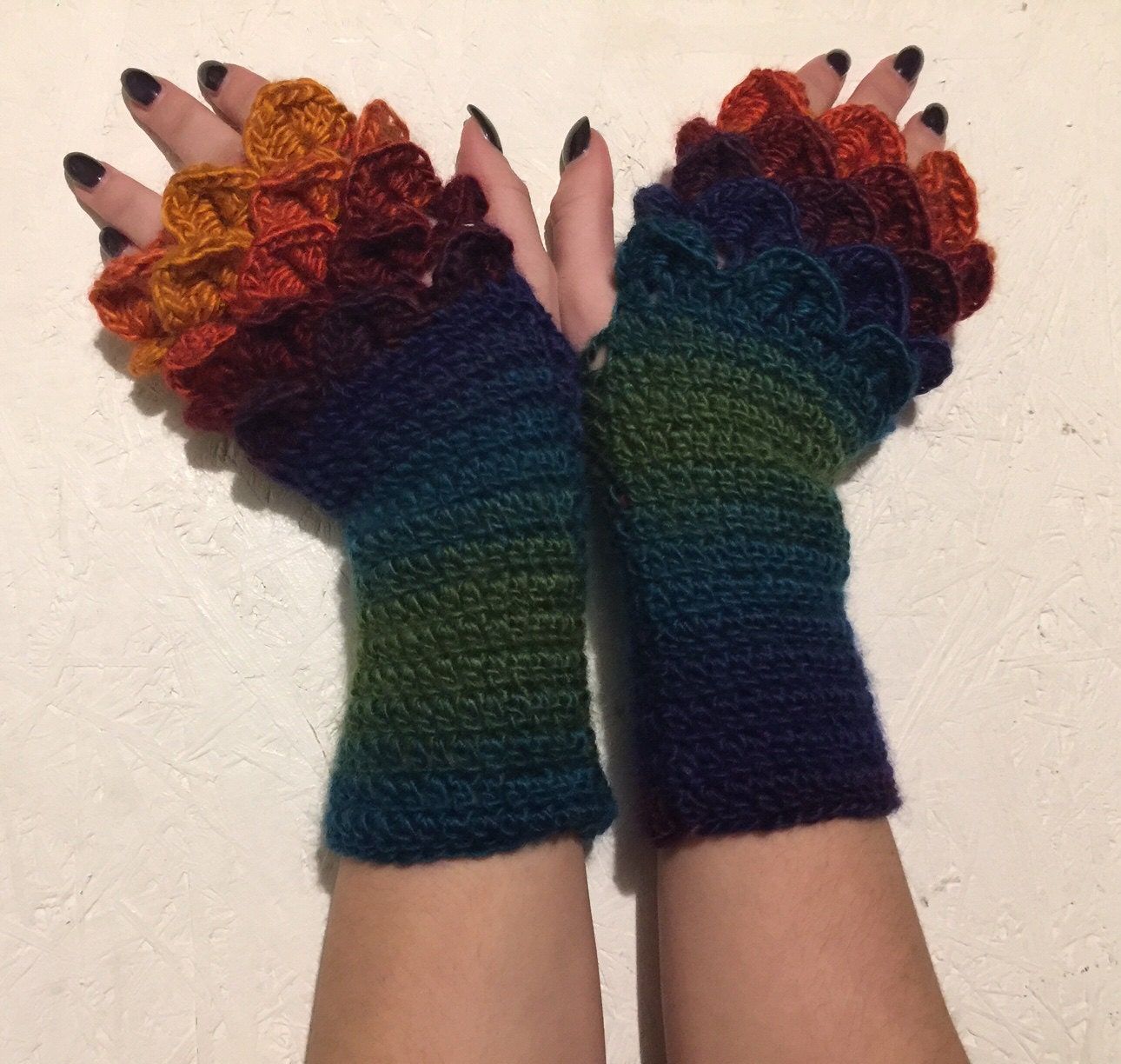 Neu Drachen Handschuhe -Fingerlose -Frauen -Häkelhandschuhe -Armstulpen von CELINICRAFTS