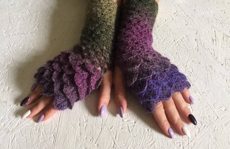 Neu Drachenschuppen Handschuhe, Gehäkelte Frauen Armstulpen, Regenbogen Geschenk Accessoire, Alpaka Wolle Handschuhe von CELINICRAFTS