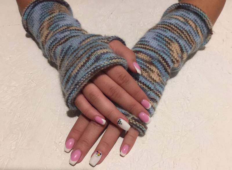 Neu Stricken Sie Fingerlose Handschuhe, Regenbogen Lange Armstulpen, Boho Handschuh, Handgelenkswärmer, Geschenk Für Frauen, Mismatched von CELINICRAFTS
