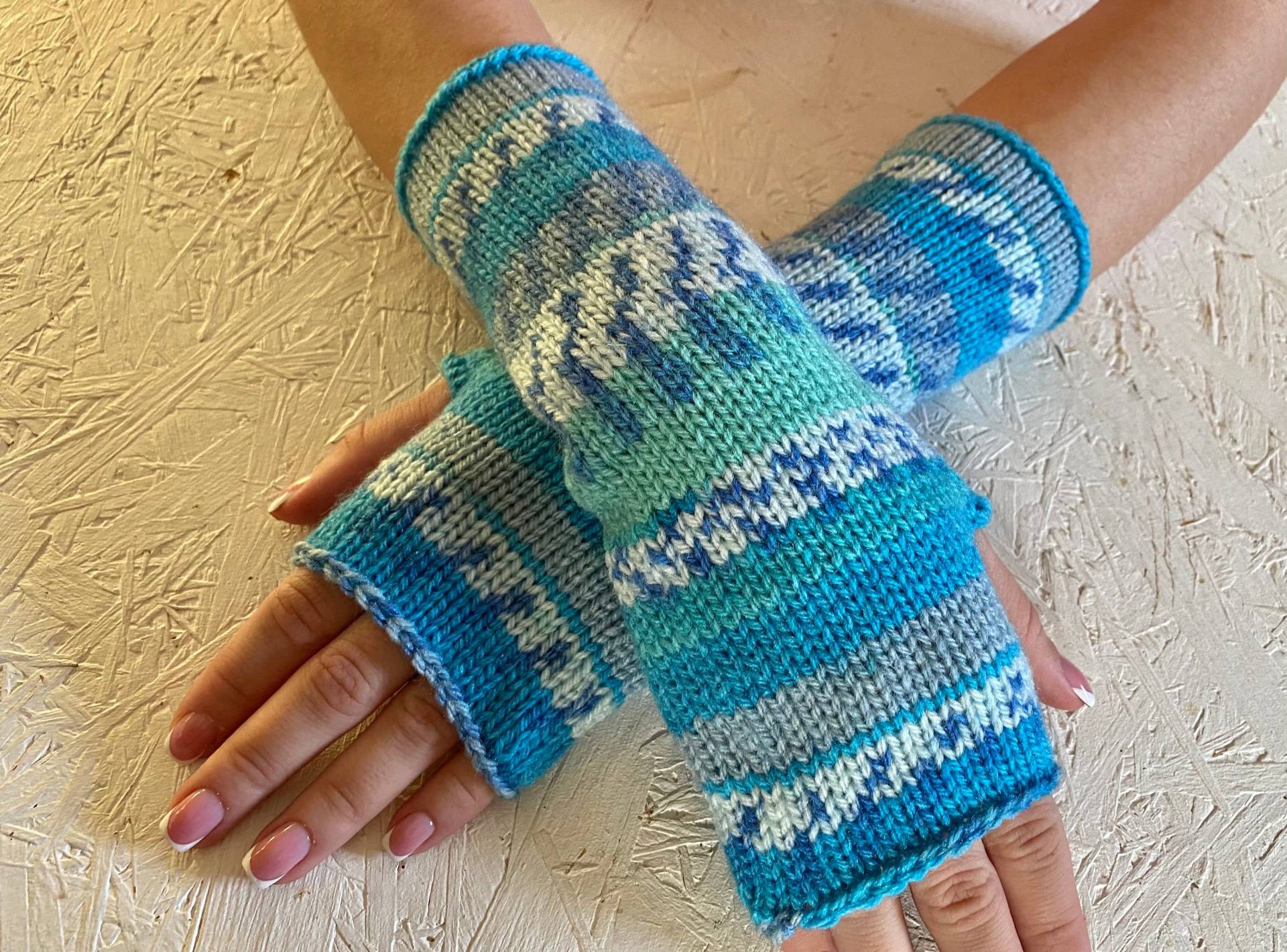 Neue Frauen Geschenk Handschuhe Fingerlose Fäustlinge Lange Armstulpen Boho Handschuh Handgelenk Lange Versandbereit von CELINICRAFTS