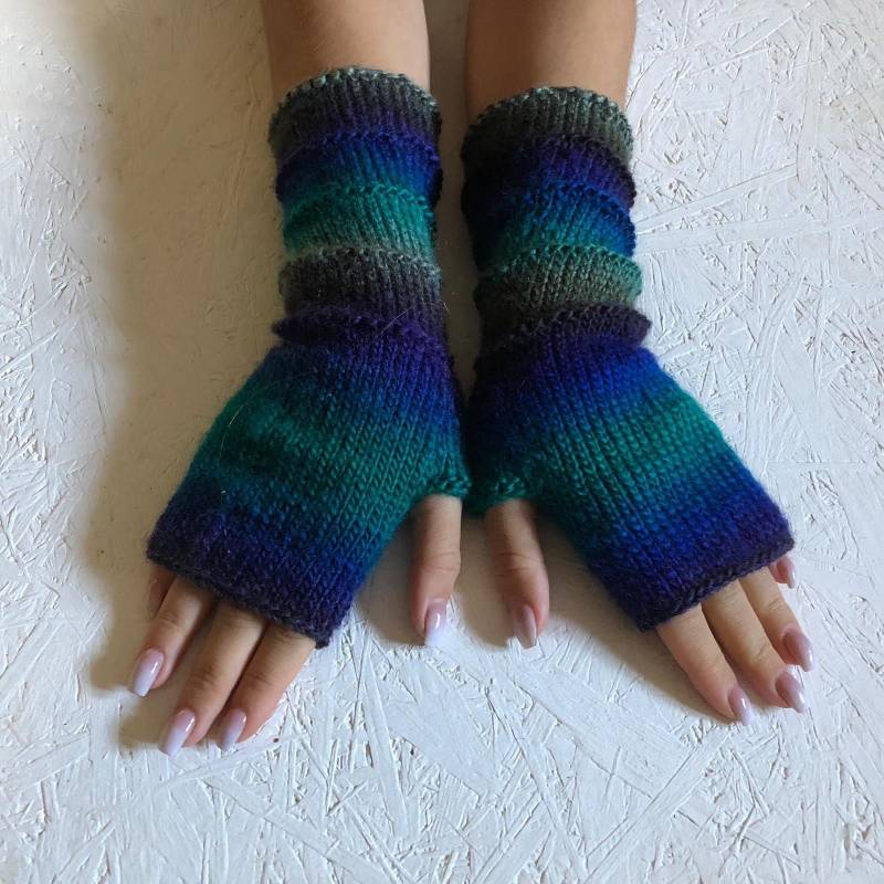 Neue Frauen Geschenk Handschuhe Fingerlose Stulpen Lange Armstulpen Boho Handschuh Handgelenk Lange Versandfertig von CELINICRAFTS