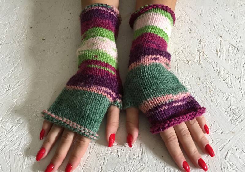 Neue Frauen Geschenk Handschuhe Fingerlose Stulpen Lange Armstulpen Boho Handschuh Handgelenk Lange Versandfertig von CELINICRAFTS