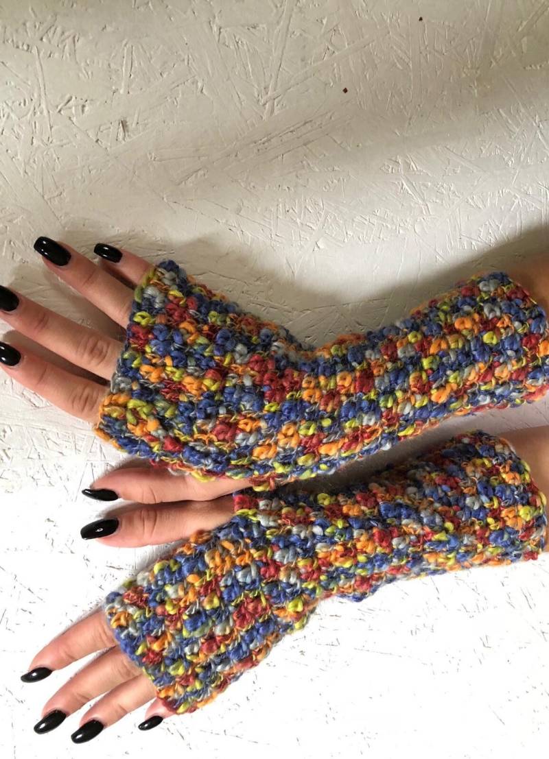 Neue Lange Fingerless - Fingerlose Handschuhe Damen Armstulpen Häkelhandschuhe von CELINICRAFTS