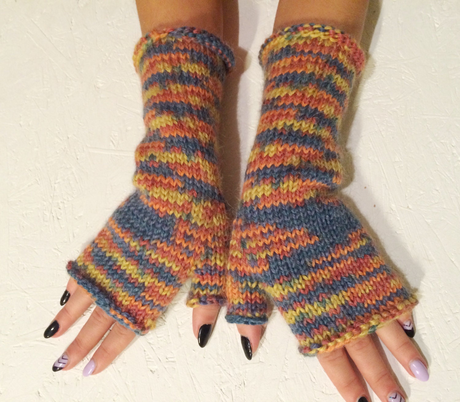Sofort Versandfertig Verkauf Gestreifte Handschuhe Frauen Fingerlose Boho Winter Mitt Weihnachten Geschenk von CELINICRAFTS