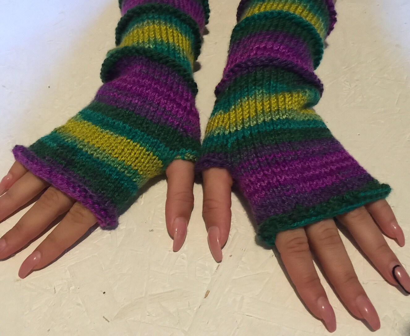 stricken Fingerlose Handschuhe Lange Armstulpen Boho Handschuh Frauen Handgelenk Versandfertig von CELINICRAFTS