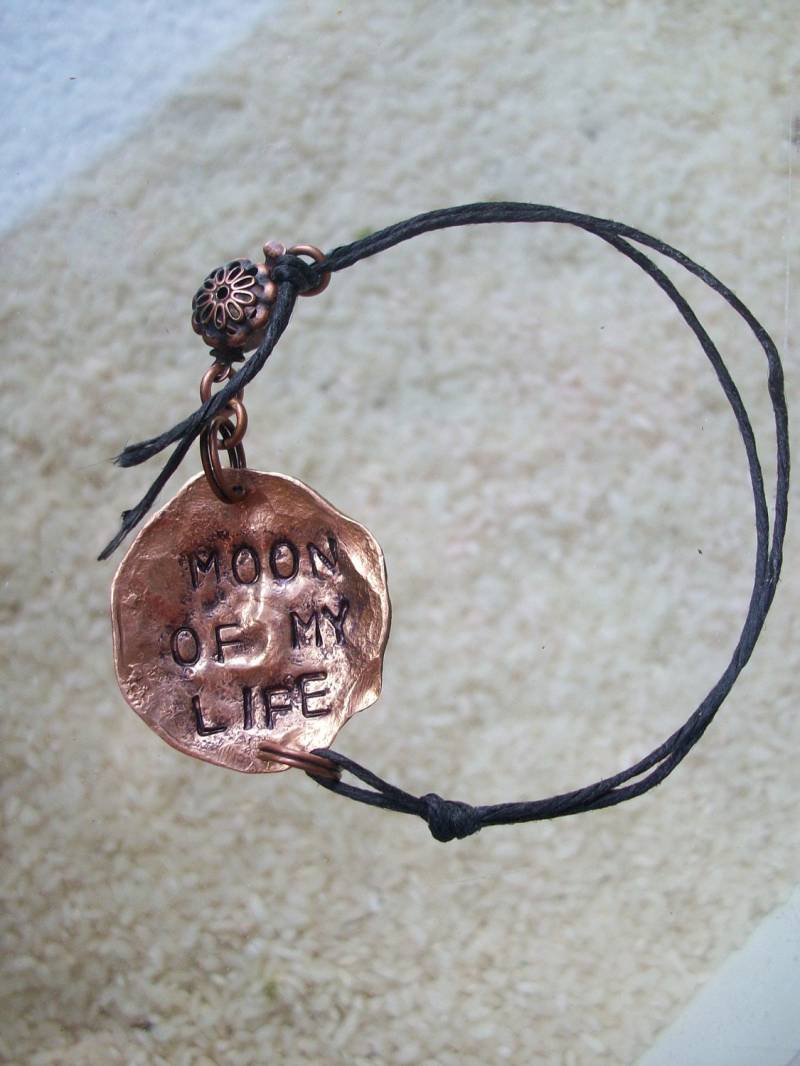 Armband Hand Gehämmert Kupfer Und Leder Schmuck Für Deine Liebe Choose Your Words Armband Hand Gehämmert Kupfer Und Leder Schmuck Für Deine Liebe Choose Your Words von CENTiment