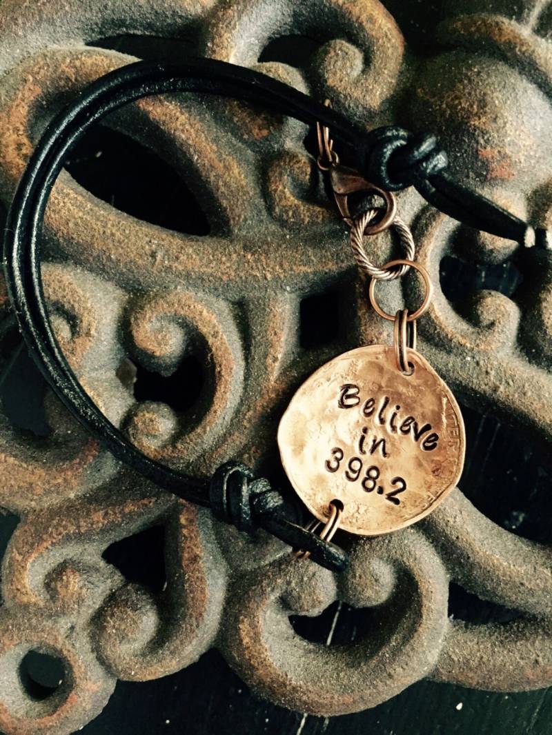 Glauben Sie in 398.2, Ich Glaube Im Märchen Dewey Dezimalstellen Armband Kupfer Und Leder von CENTiment