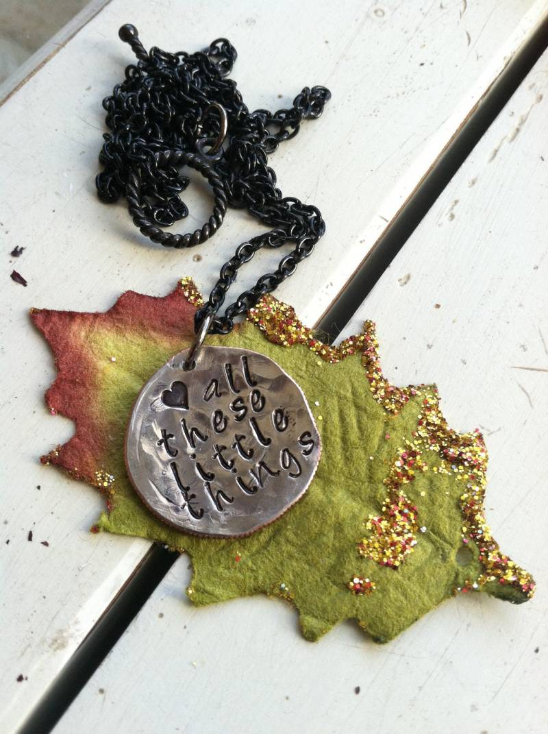 Halskette Hand Gehämmert Dime Wählen Sie Ihre Worte von CENTiment