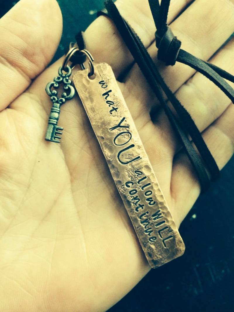 Was Sie Erlauben Wird Weiterhin ~ Kupfer Und Leder Halskette Rustikale Hand Metall Gestempelt Key To Life Kollektion von CENTiment