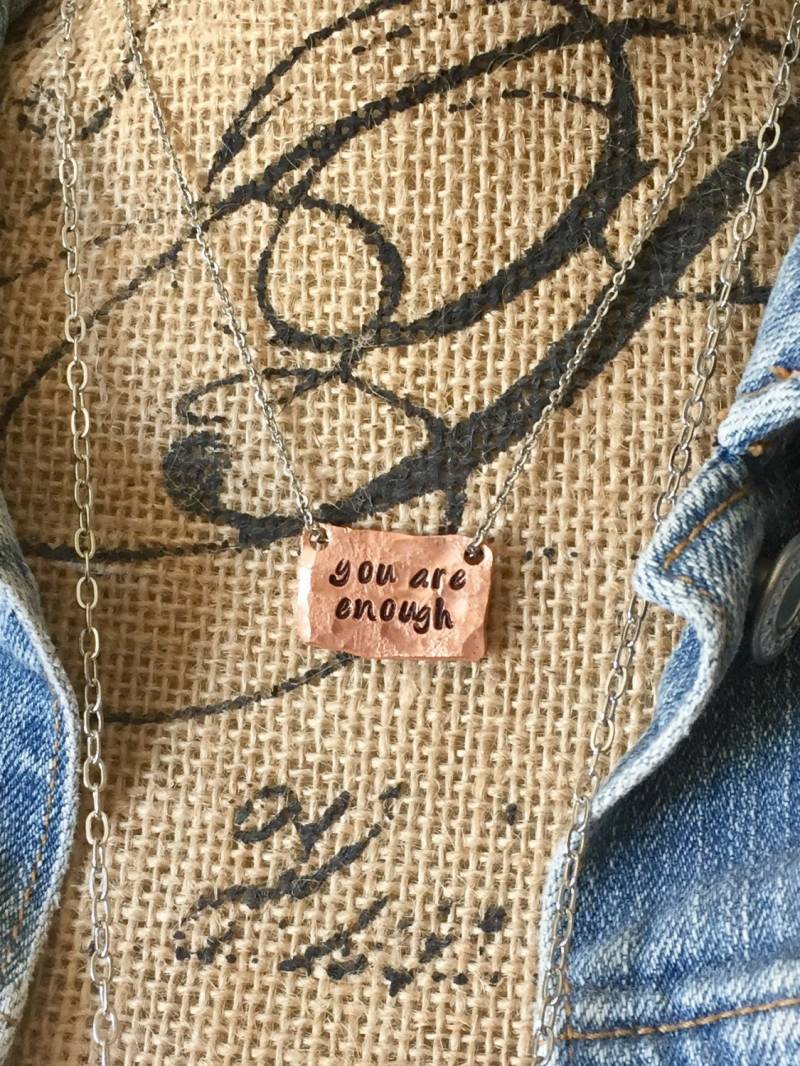 You Are Enough ~ I Am Kupfer Halskette Rustikal Personalisiert Mit Deinem Eigenen Spruch von CENTiment