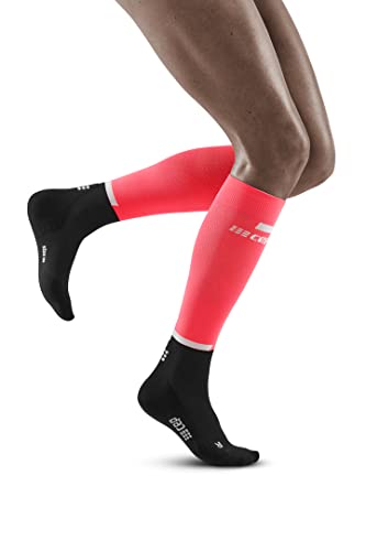 CEP - THE RUN COMPRESSION SOCKS TALL für Damen | Lange Laufsocken in pink/schwarz mit Kompression | Regenerierende Kompressionsstrümpfe für Frauen | Gr. III | M von CEP