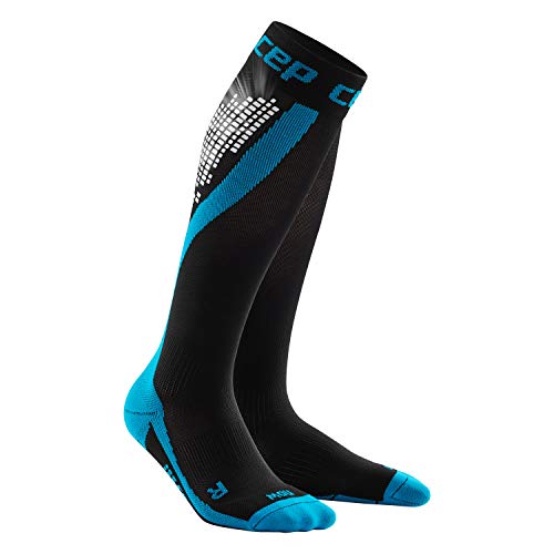 CEP - NIGHTTECH Socks, Laufsocken mit Farbereflektoren, lang für Damen, blau in Größe IV, Kompressionsstrümpfe Made by medi für Power auch bei Dunkelheit von CEP