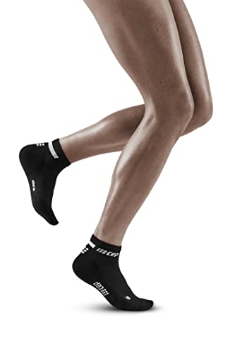 CEP - THE RUN COMPRESSION SOCKS LOW CUT für Damen | Kurze Laufsocken mit Kompression in schwarz | Regenerierende Kompressionssocken für Frauen | Gr. III | M von CEP