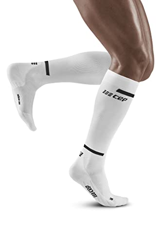 CEP - THE RUN COMPRESSION SOCKS TALL für Herren | Lange Laufsocken in weiß mit Kompression | Regenerierende Kompressionsstrümpfe für Männer | Gr. III | M von CEP