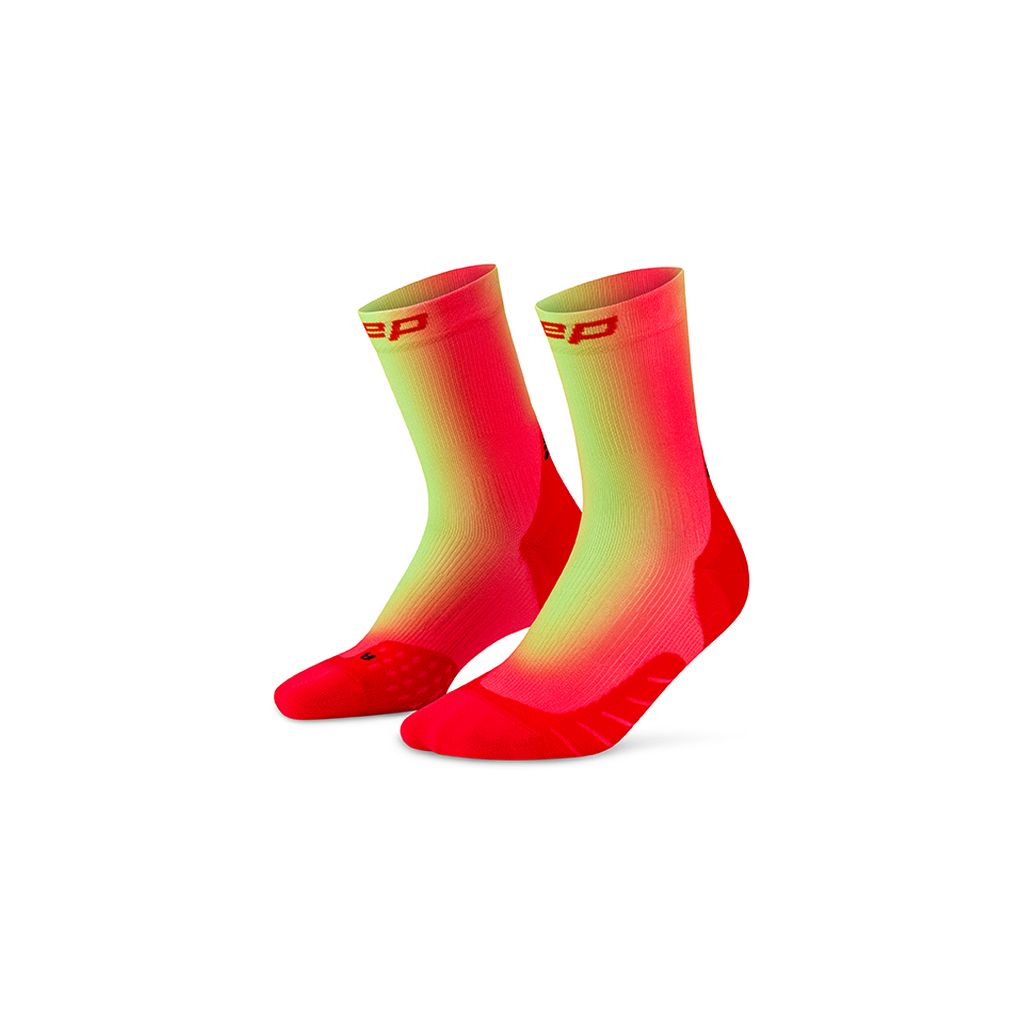 Core Run Edt. Gradient Mid Cut Socks S von CEP