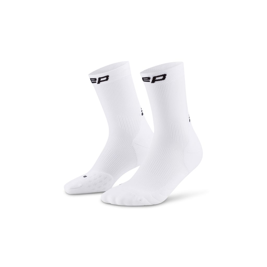 Core Run Mid Cut Socks 5.0 S von CEP