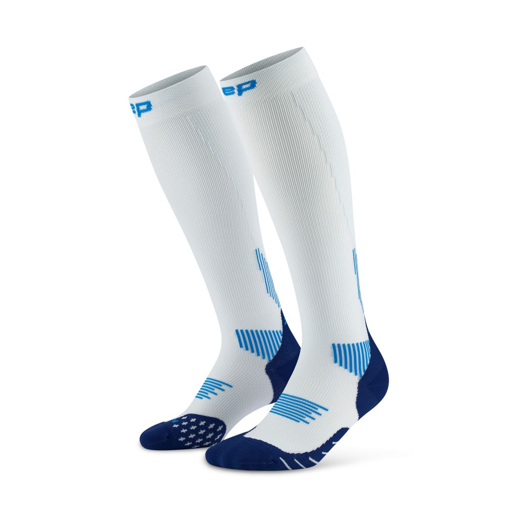 Core Run Tall Socks 5.0 M von CEP