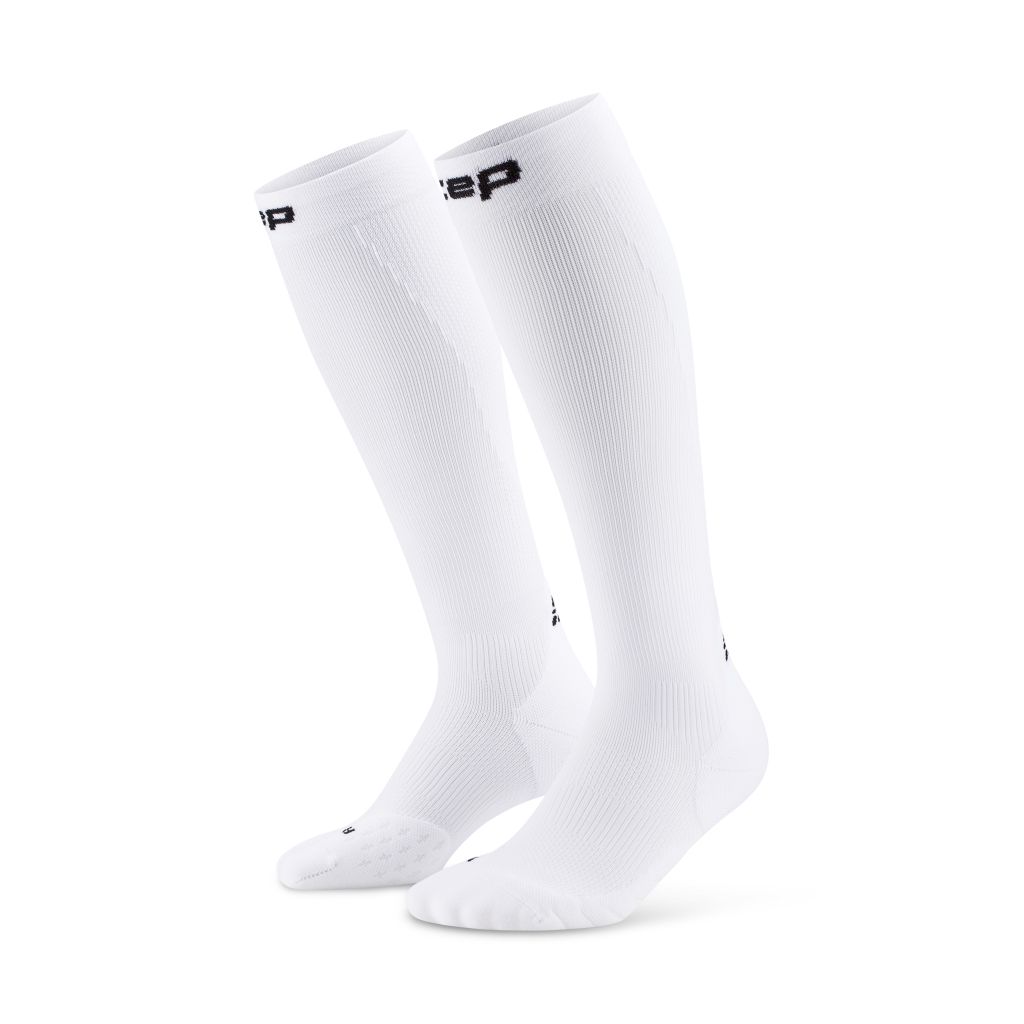 Core Run Tall Socks 5.0 M von CEP
