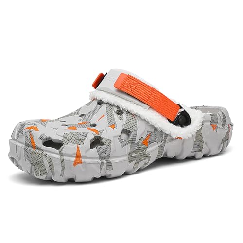 Herren Winter Clogs mit Warmfutter – Gefütterte Eva Hausschuhe im Camouflage-Design mit verstellbarem Riemen, rutschfest & leicht – Bequeme Outdoor & Indoor Schuhe für Herbst & Winter Orange 44 von CERYTHRINA