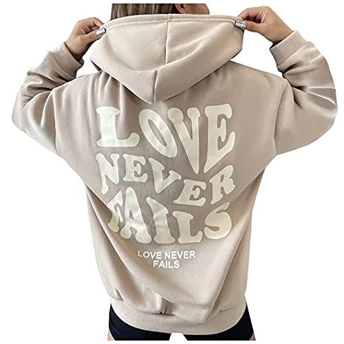 CGGMVCG Love Never Fails Hoodies für Frauen Briefdruck Grafik Sweatshirts Mode Casual Lose Langarm Pullover Tops, Beige, S CGGMVCG Love Never Fails Hoodies für Frauen Briefdruck Grafik Sweatshirts Mode Casual Lose Langarm Pullover Tops, Beige, S von CGGMVCG