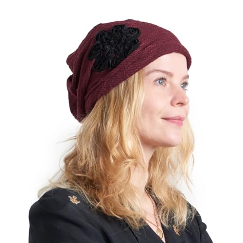 CHARM Strickmütze für Damen aus Baumwolle - Damenhut Elegant Baskenmütze Beanie mit Blumen Motiv Jede Jahreszeit Burgund von CHARM