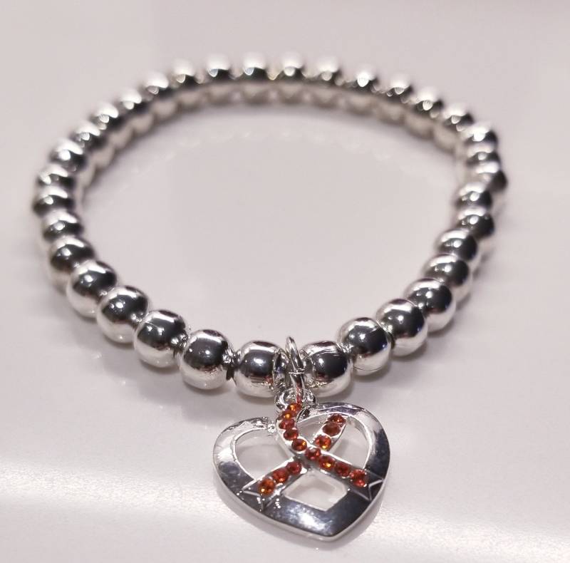 Ms Awareness, Silber Hämatit Stretch Armband Charmed Mit Charm Ms Awareness, Silber Hämatit Stretch Armband Charmed Mit Charm von CHARMEDByCuda