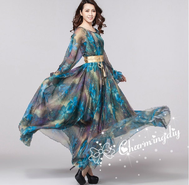 Blaues Chiffon Maxikleid Mit Blumenmuster Langarm-Brautjungferkleid von CHARMINGDIY