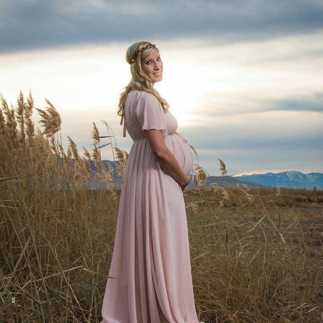 Chiffon Umstandskleid Rosa Kurzarm Maxi, Baby-Duschkleid von CHARMINGDIY