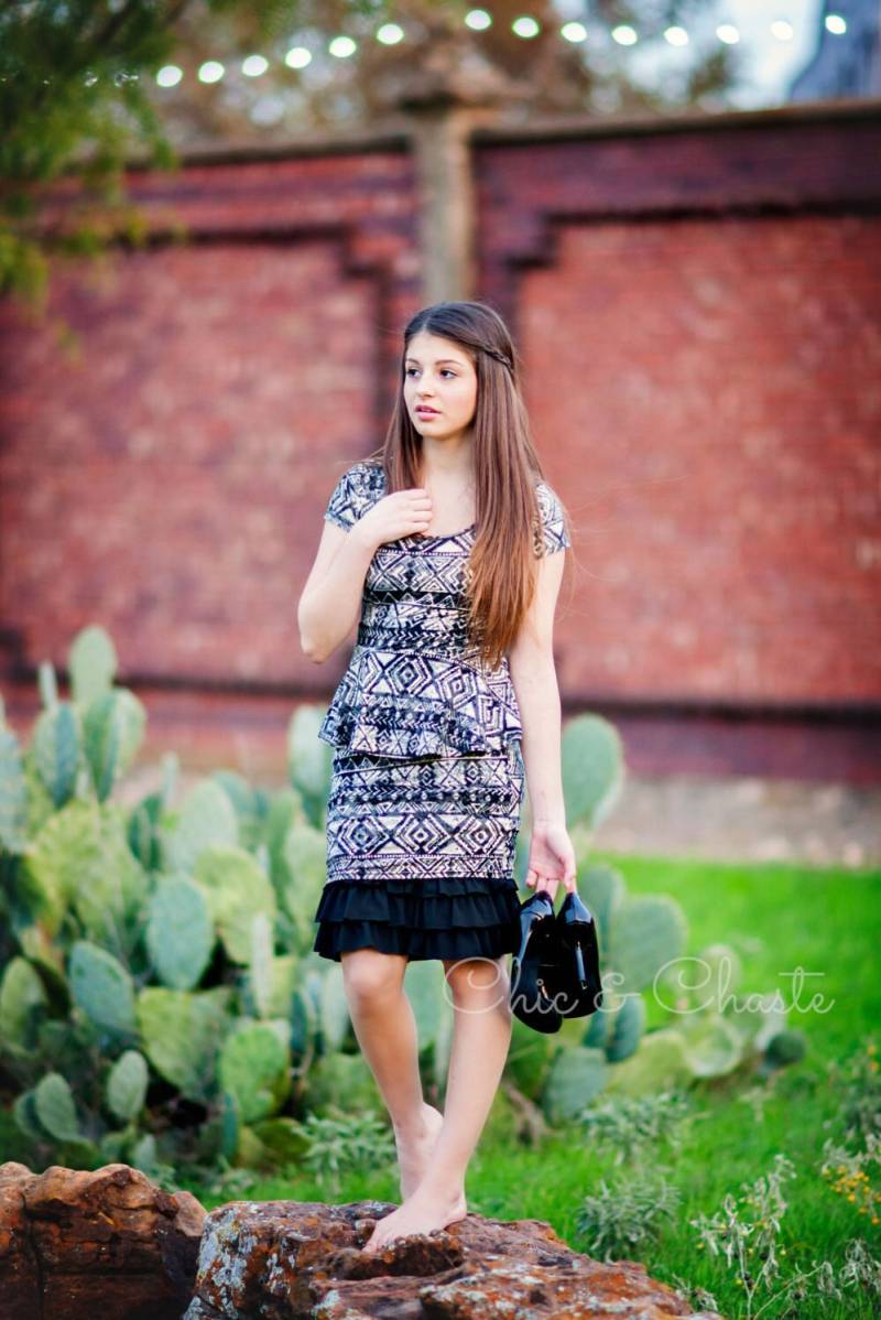 Die Underdress - Rüschen Verfeinert Silberne Schimmer Die Underdress - Rüschen Verfeinert Silberne Schimmer von CHICandCHASTE