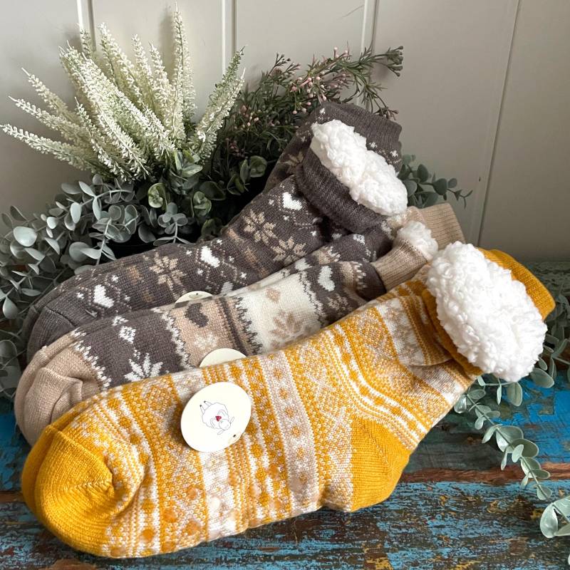 Neue Farben - Kuschelsocken Serie 2 in Tollem Strickdesign, 3 Farben Gr. 35- 38, 38-41, Rutschfeste Hüttensocken Mit Teddyfleecefutter Neue Farben - Kuschelsocken Serie 2 in Tollem Strickdesign, 3 Farben Gr. 35- 38, 38-41, Rutschfeste Hüttensocken Mit Teddyfleecefutter von CHIKOHandwerk