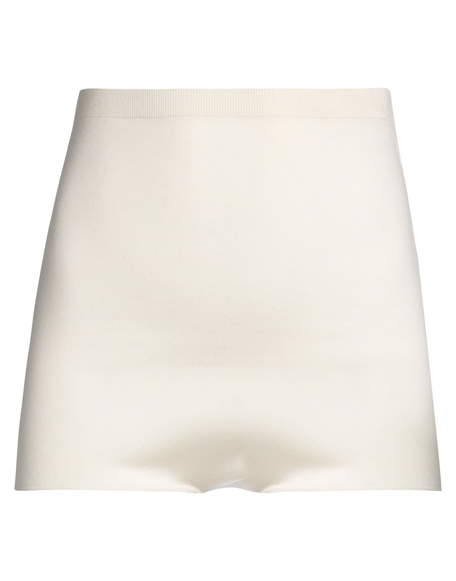 CHLOÉ Shorts & Bermudashorts Damen Elfenbein von CHLOÉ