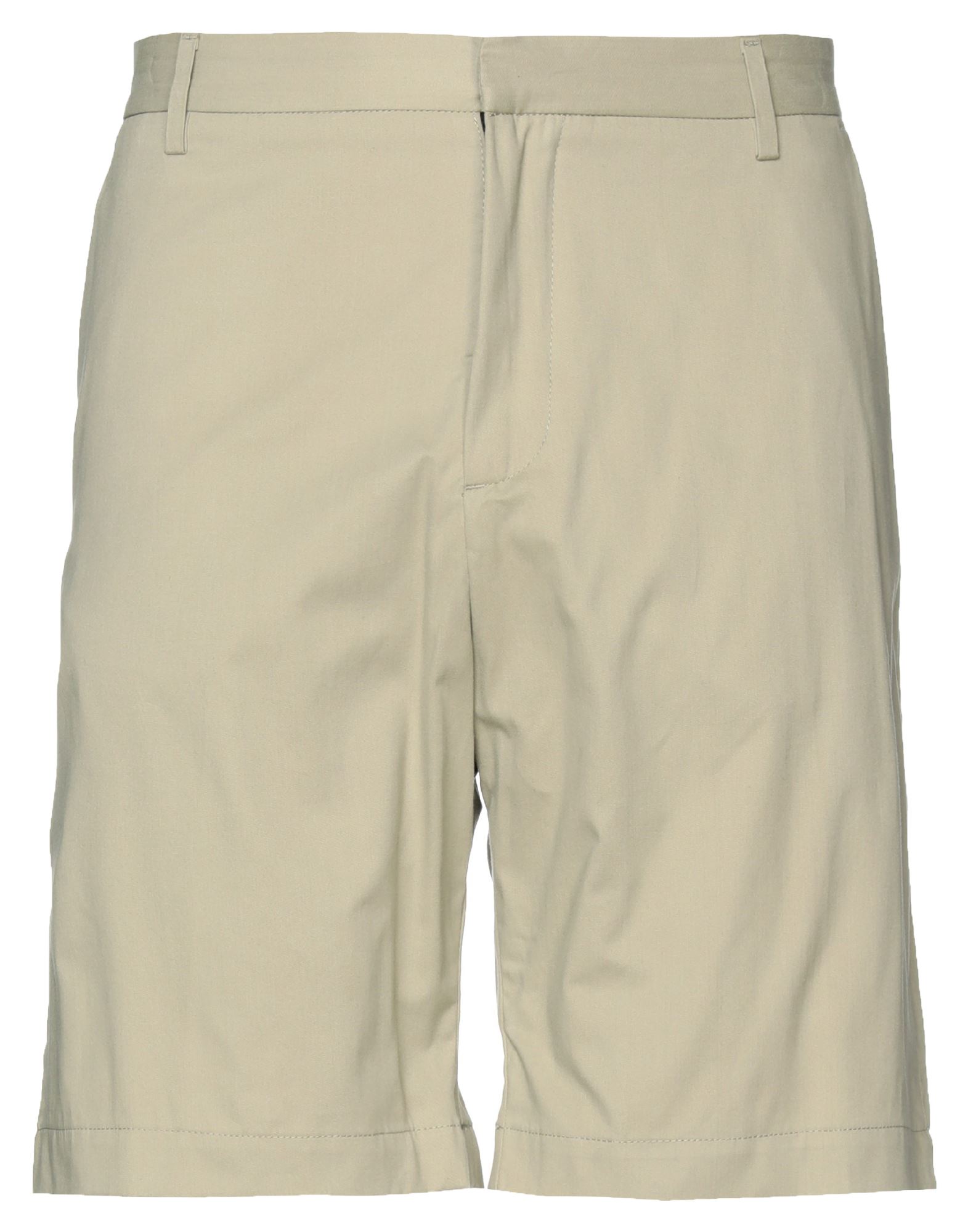 CHOICE Shorts & Bermudashorts Herren Militärgrün von CHOICE