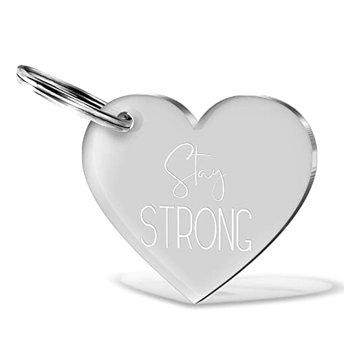 CHRISCK design Schlüsselanhänger mit Gravur Stay strong Herz aus massivem Acrylglas schöne Geschenkidee zum Geburtstags oder Jahrestag für Paare, Freunde Beste von CHRISCK design