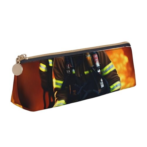 CHUNMINW Feuerwehrmann Feuerwehrmann Flammendruck minimalistisches dreieckiges Leder-Federmäppchen Kosmetik-Organizer mit Volldruck für Reisen Arbeit von CHUNMINW