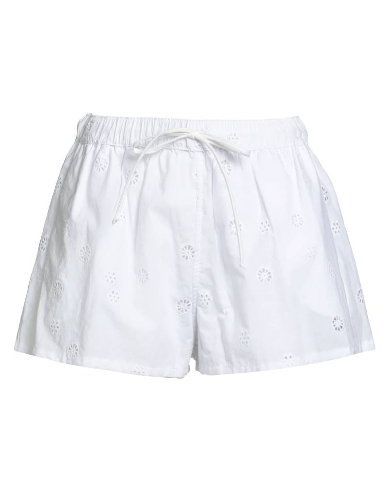 CIAO LUCIA! Shorts & Bermudashorts Damen Weiß von CIAO LUCIA!