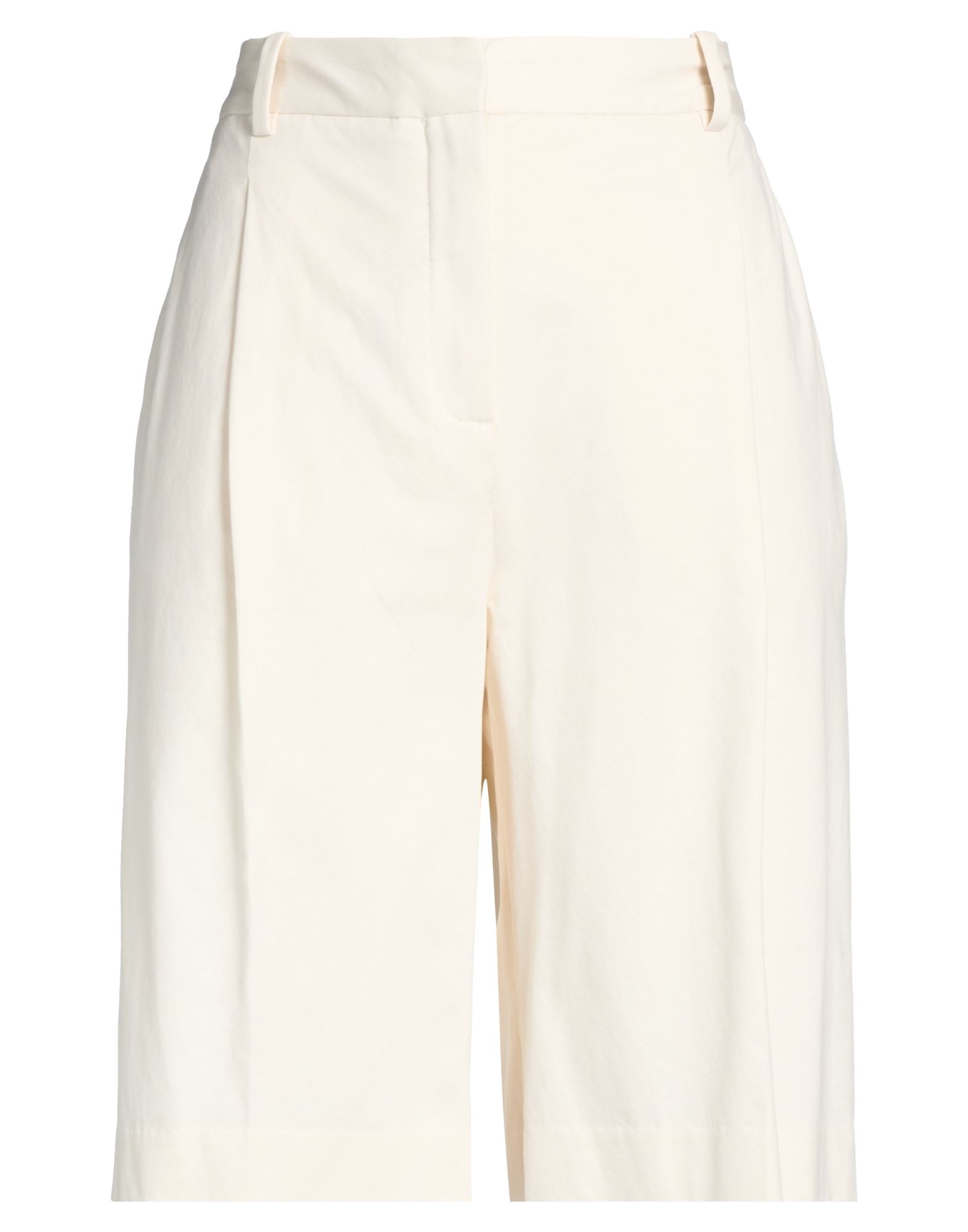 CIRCOLO 1901 Shorts & Bermudashorts Damen Elfenbein von CIRCOLO 1901