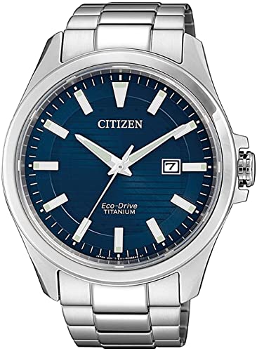 Citizen Herren Analog Eco-Drive Uhr mit Super Titanium Armband BM7470-84L, Silber von CITIZEN