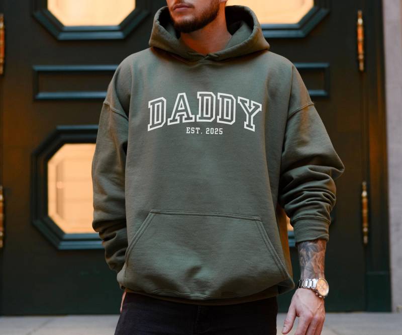 Personalisiert Papa Sweatshirt Vater Weihnachtsgeschenk Hoodie Geschenke Geburtstag Pullover Vatertag Geschenk Sweater Papi Shirt von CIWDesignCo