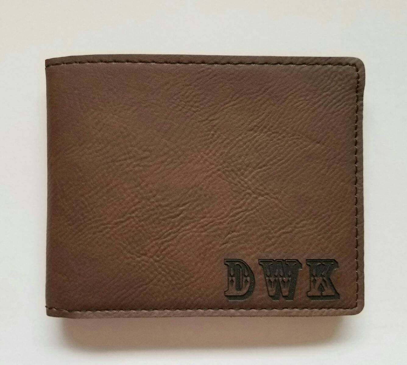 Personalisiertes Leder Bifold Portemonnaie Vatertag Weihnachten Geburtstag Bräutigam Personalisiertes Leder Bifold Portemonnaie Vatertag Weihnachten Geburtstag Bräutigam von CJKEngraving